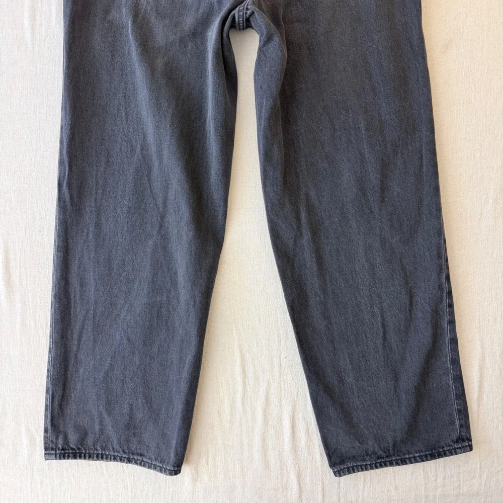 Uniqlo Relaxed Straight Jeans Mens 34 Black Denim Pants